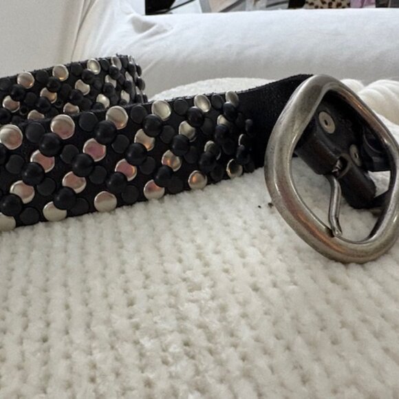 Leather studded belt - Picture 2 of 5